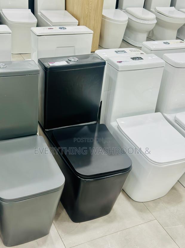 Matt Black Water Closet_black Wc · Photo 3