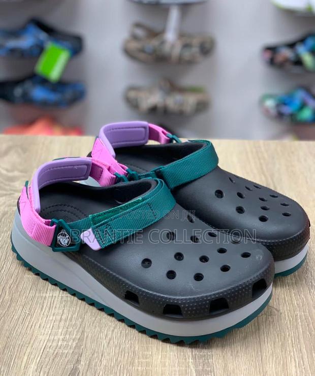 Crocs Classic Hiker Clog · Photo 1