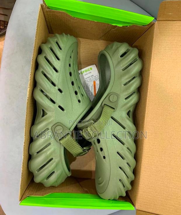 Crocs Unisex Echo Clog Green · Photo 1