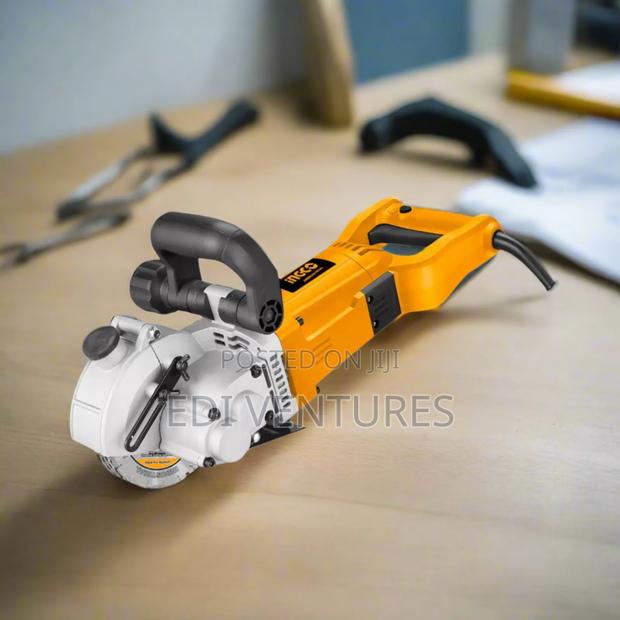 Ingco 3000 Watts Wall Chaser · Photo 4