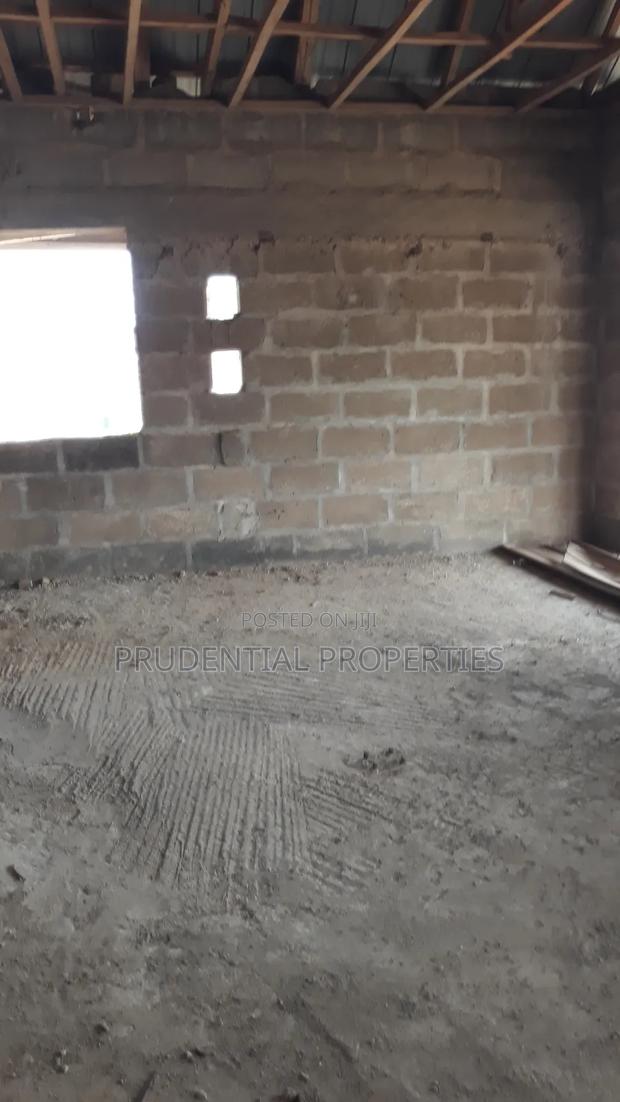 8bdrm House in Gbawe for sale · Photo 6
