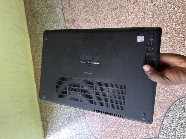 Laptop Dell Latitude 5591 8GB Intel Core i5 SSD 256GB · Photo 5