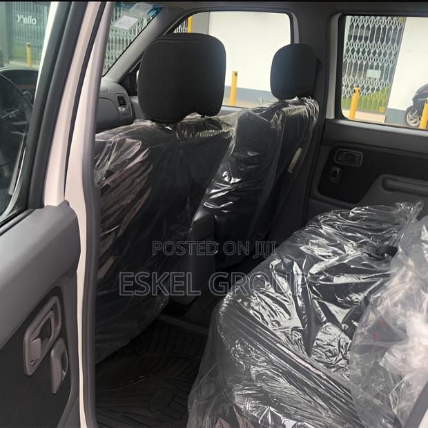 Nissan Hardbody Pick Up for Rent Come With a Driver · Photo 1