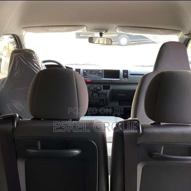 Hyundai H1 for Rent Come With a Driver · Photo 2