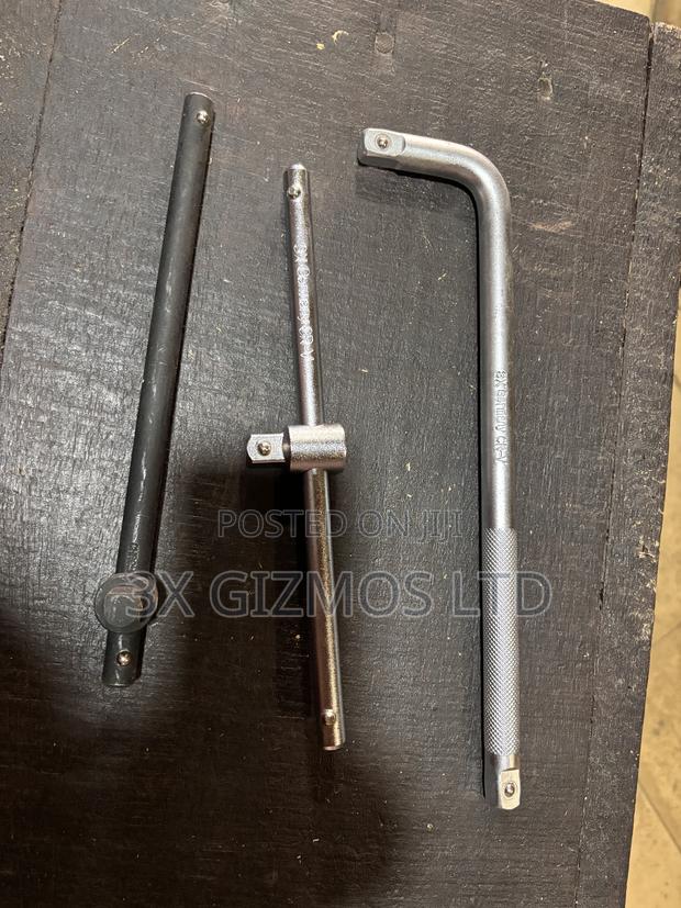 12" Socket and Sliding Bar. · Photo 2