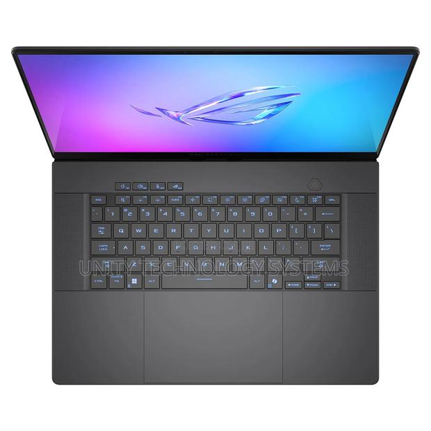 New Laptop Asus ROG Zephyrus G16 32GB Intel Core Ultra 9 SSD 2T · Photo 3