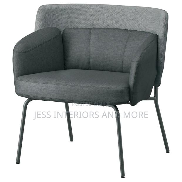 Armchair (Grey) · Photo 1