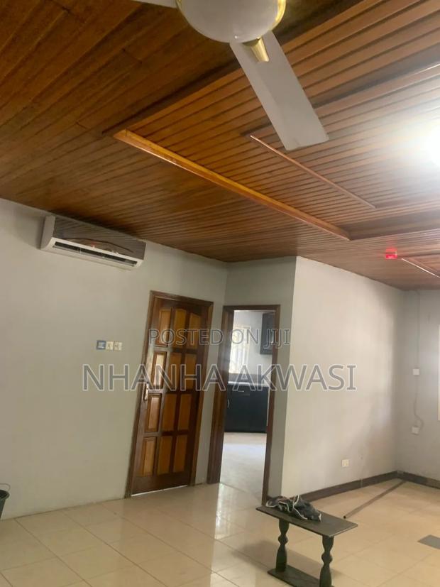 3bdrm Apartment in Lashibi, Tema Metropolitan for rent · Photo 6