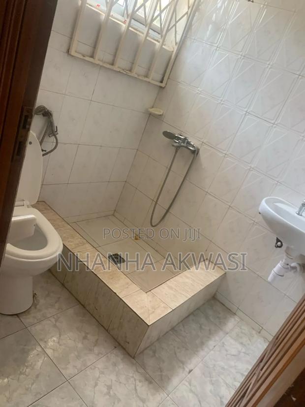3bdrm Apartment in Lashibi, Tema Metropolitan for rent · Photo 8