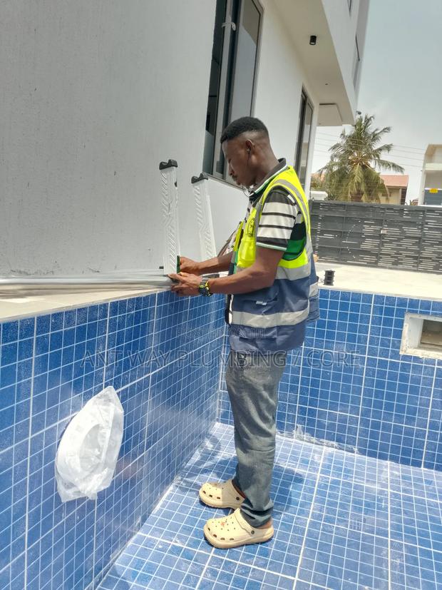 Professional Swimming Pool Plumbers · Photo 2