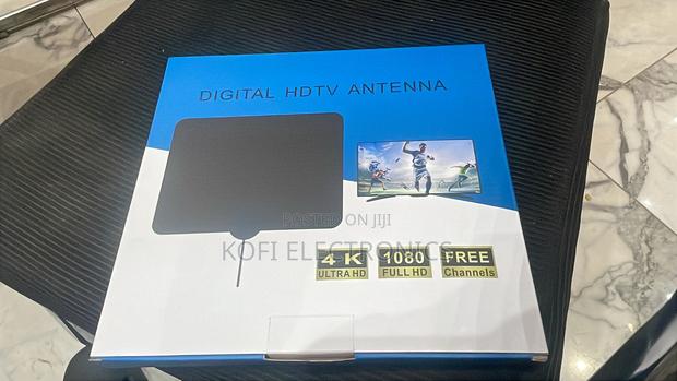 Portable Digital HDTV Antenna With Sticker · Photo 1