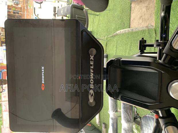 Bowflex Elliptical Tablet Screen 150kg · Photo 7