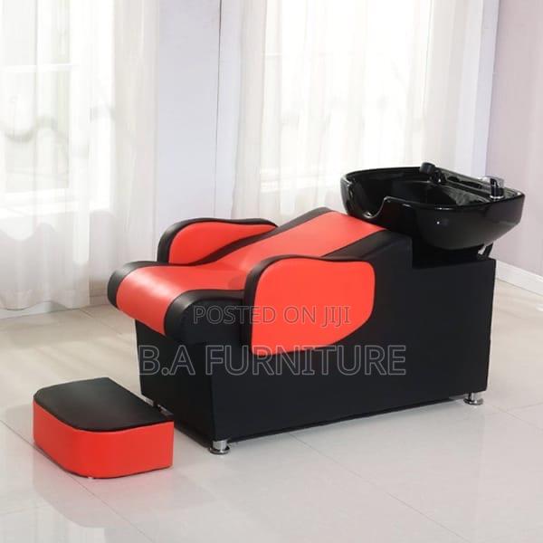Shampoo Station / Salon Chair · Photo 1