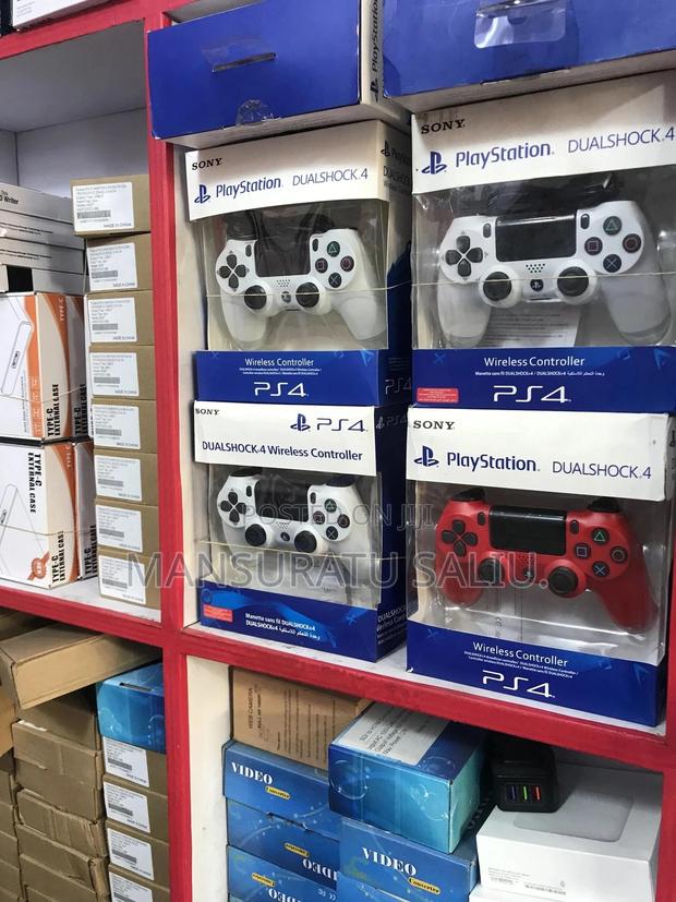 Ps4 Wireless Game Controllers · Photo 4