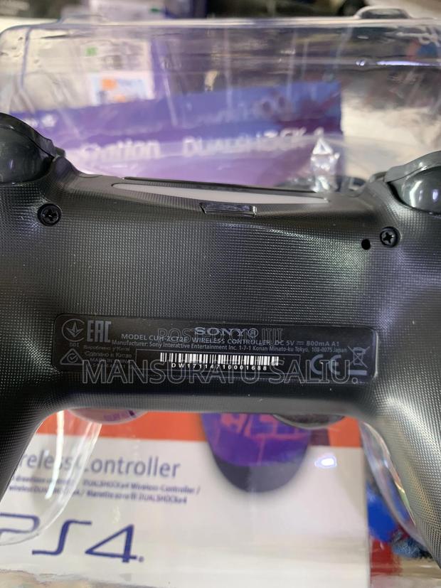 Ps4 Wireless Game Controllers · Photo 7