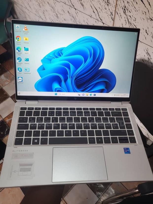 Laptop HP EliteBook x360 1030 G8 32GB Intel Core i7 SSD 512GB · Photo 3