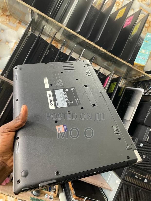 Laptop Toshiba Satellite Pro C650 8GB Intel Core i5 SSD 256GB · Photo 4