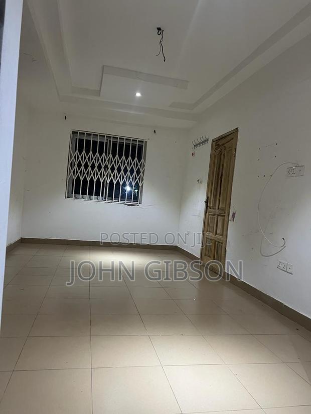 7bdrm House in Eastlegon Hills, School Junction for sale · Photo 2