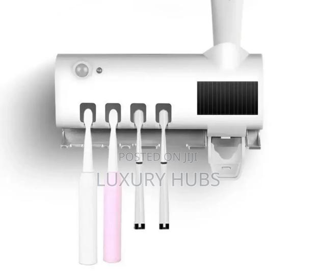 Toothbrush Machine · Photo 1