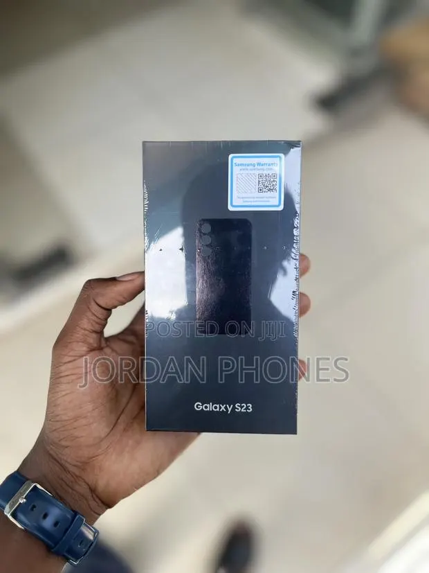 New Samsung Galaxy S23 256 GB Black · Photo 1