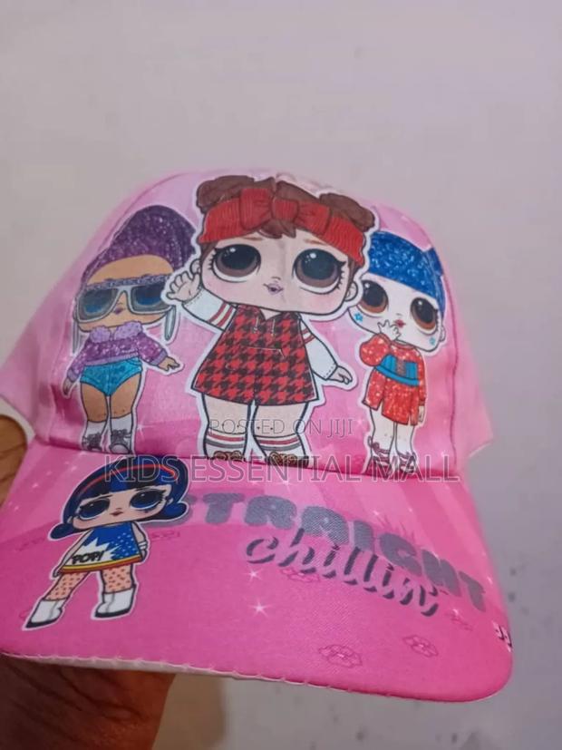 Cartoon Character Gap · Photo 2