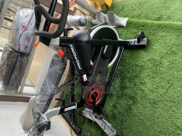 Proform Pro Spin Bike Hd Touchscreen Ifit · Photo 2