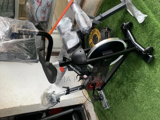 Proform Pro Spin Bike Hd Touchscreen Ifit · Photo 5