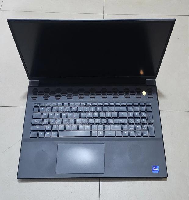 Laptop Dell Alienware M18X 32GB Intel Core I9 SSD 1T · Photo 3