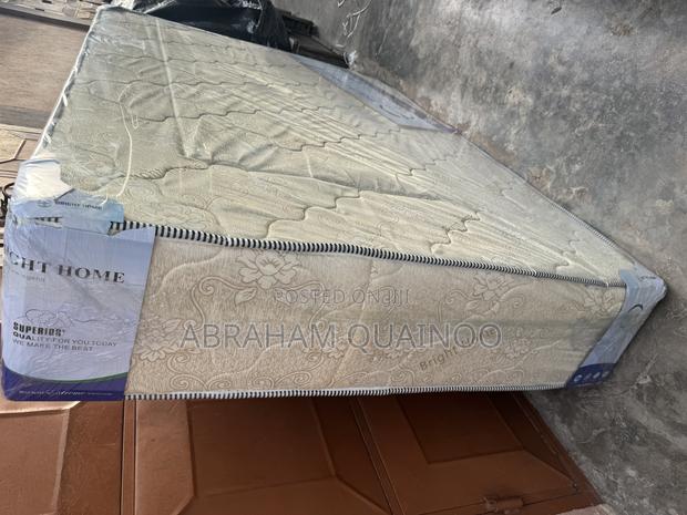 10inches High Density Mattress for Sale · Photo 1