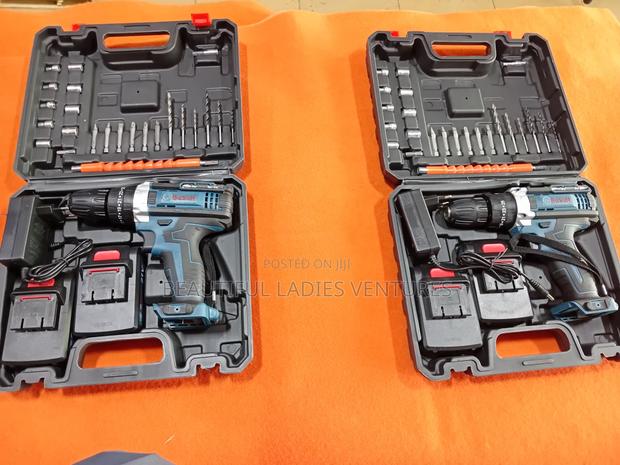Bosch Drilling Machine Rechargeable Hand Tools · Photo 1