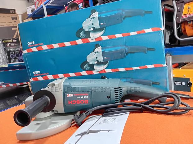 Sleek Dynamic GWS Professional Angle Grinder · Photo 1