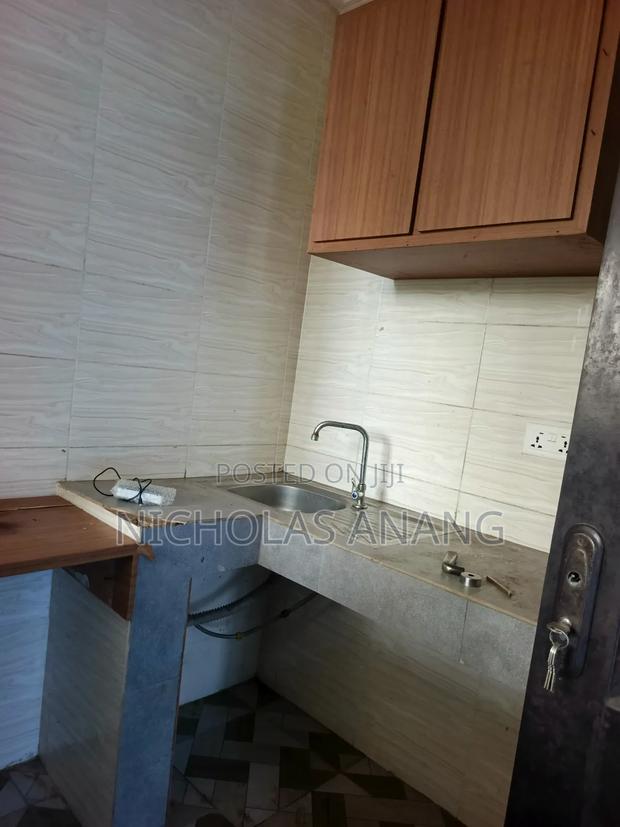 1bdrm Apartment in The Dorns Properties, New Town for rent · Photo 8