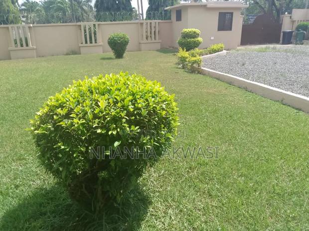 6bdrm House in Teme Community 6, Tema Metropolitan for rent · Photo 1