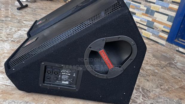 Wharfdale Pro Evp-X12m 12 Inch Passive Stage Monitor Wedge · Photo 2