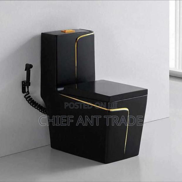 Toilet Seat Wc Black 480s · Photo 1