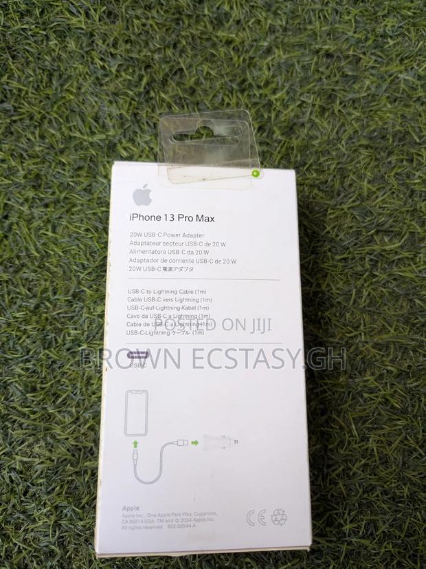 Apple Type C to Lightning Car Charger ( 20 Watts) · Photo 2