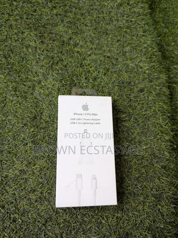 Apple Type C to Lightning Car Charger ( 20 Watts) · Photo 1