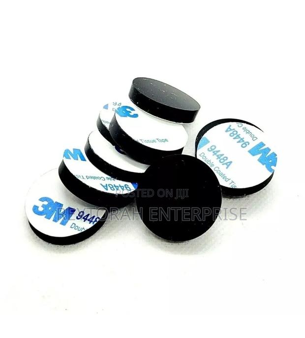 Bose Rubber Feet Stick on Bumpers · Photo 1