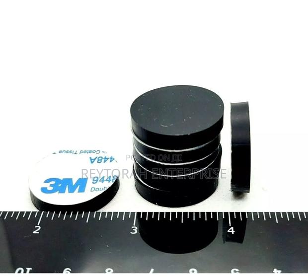 Bose Rubber Feet Stick on Bumpers · Photo 2