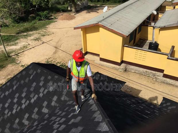 Black and White Roofing Shingle From New Zealand · Photo 2
