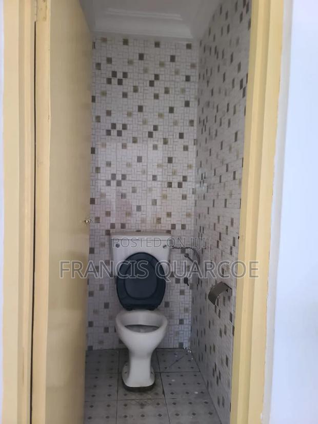 2bdrm Apartment in Francis Quarcoe, Kwabenya for rent · Photo 5