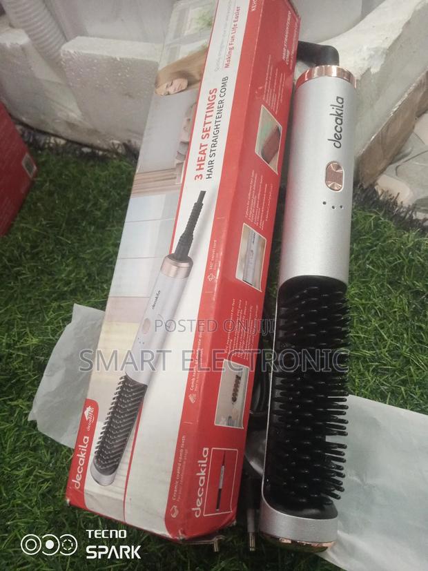 Decakila, Quickly Straighten Your Hair and Avoid the Frizz · Photo 1