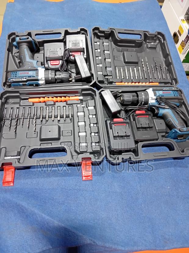 Industrial Grade Bosch Drilling Machine · Photo 1