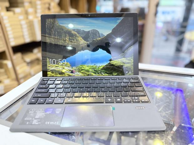 Microsoft Surface Pro 7 256 GB Black · Photo 1