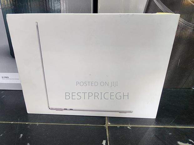 New Laptop Apple MacBook Air 16GB Apple M4 SSD 256GB · Photo 2