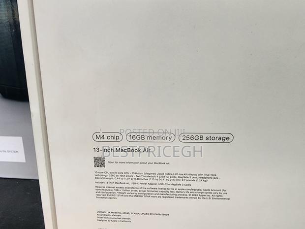 New Laptop Apple MacBook Air 16GB Apple M4 SSD 256GB · Photo 1