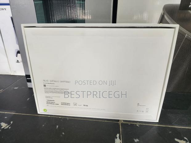 New Laptop Apple MacBook Air 16GB Apple M4 SSD 256GB · Photo 3