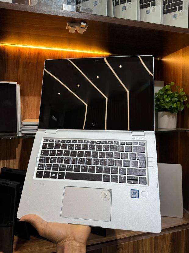Laptop HP EliteBook X360 1030 16GB Intel Core I5 SSD 256GB · Photo 2