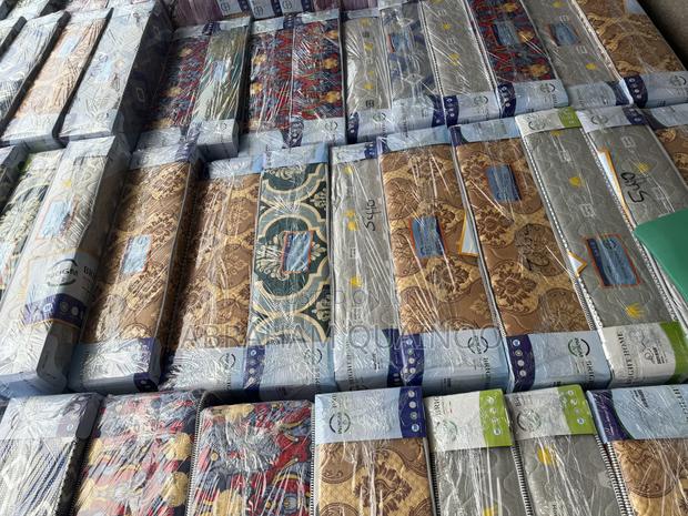 11inches High Density Double Mattress for Sale · Photo 1