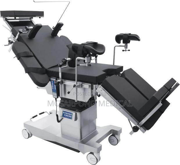 Surgical Operating Theater Bed Table · Photo 1